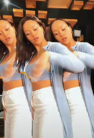 2. Sexy Angie Arizaga in Blue Crop Top