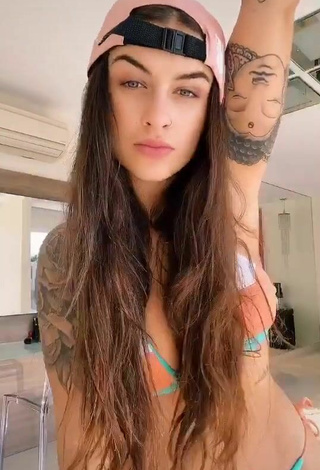 4. Beautiful Bárbara Labres in Sexy Bikini