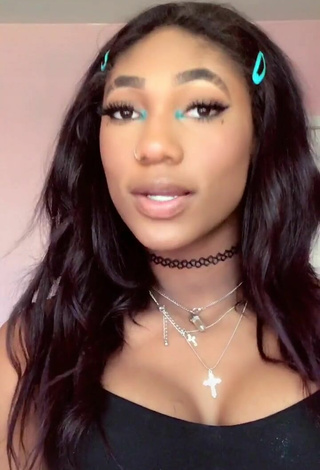 2. Sexy Bria Alana Shows Cleavage in Black Top