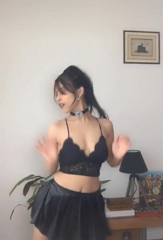 3. Breathtaking XENA in Black Crop Top and Bouncing Breasts