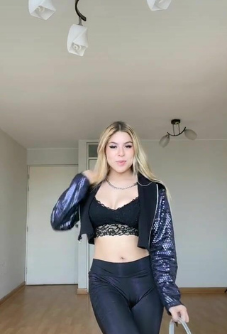 Cute Daela Shows Cleavage in Black Crop Top and Bouncing Breasts