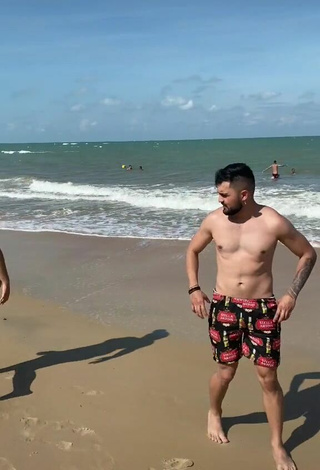2. Sexy Dri Santos Shows Butt at the Beach