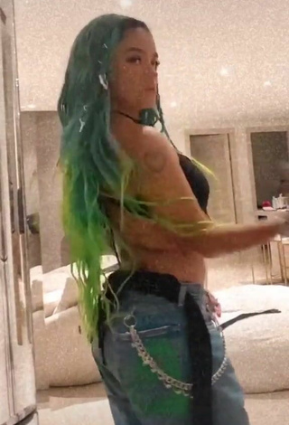 3. Sexy Karol G Shows Butt