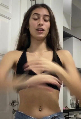 3. Sexy kauhofem_2 in Black Sport Bra and Bouncing Tits