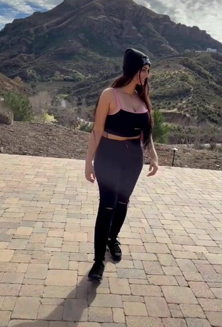 5. Sexy Lana Rose Shows Cleavage in Black Crop Top