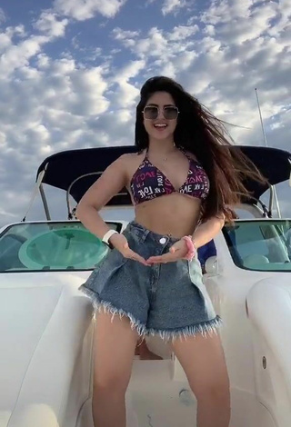 5. Beautiful Le Azevedo in Sexy Bikini Top on a Boat