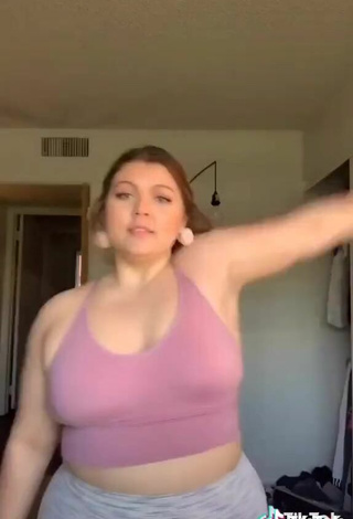 4. Magnificent Lexie Lemon Shows Cleavage in Pink Crop Top and Bouncing Boobs