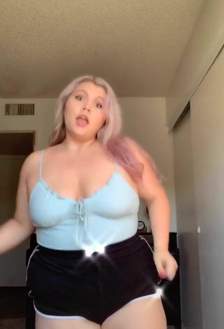 2. Adorable Lexie Lemon Shows Cleavage in Seductive Blue Crop Top and Bouncing Tits