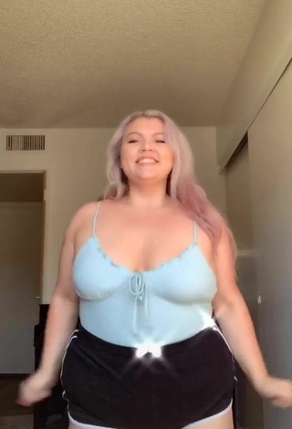3. Adorable Lexie Lemon Shows Cleavage in Seductive Blue Crop Top and Bouncing Tits