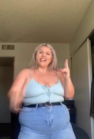 5. Pretty Lexie Lemon Shows Cleavage in Blue Top and Bouncing Tits