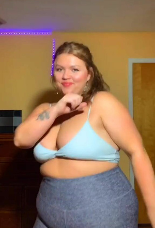 4. Sexy Lexie Lemon Shows Cleavage in Blue Bra and Bouncing Tits