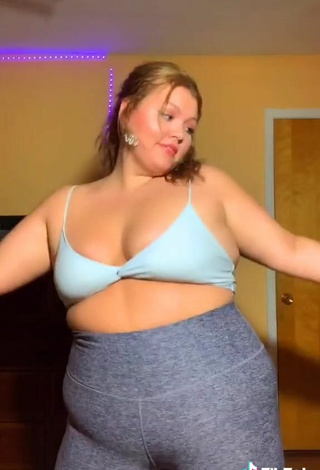 5. Sexy Lexie Lemon Shows Cleavage in Blue Bra and Bouncing Tits
