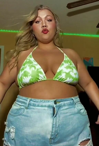 1. Alluring Lexie Lemon in Erotic Bikini Top and Bouncing Breasts