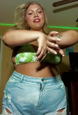 5. Alluring Lexie Lemon in Erotic Bikini Top and Bouncing Breasts