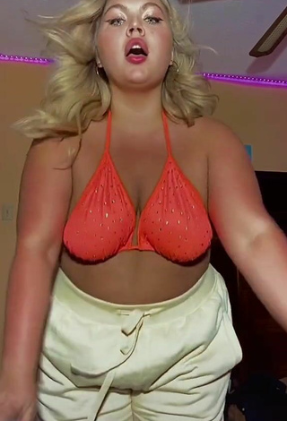 3. Amazing Lexie Lemon Shows Cleavage in Hot Orange Bikini Top
