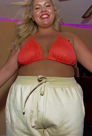 Sweetie Lexie Lemon in Orange Bikini Top and Bouncing Tits