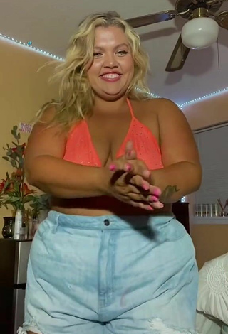 3. Hot Lexie Lemon Shows Cleavage in Orange Bikini Top and Bouncing Boobs
