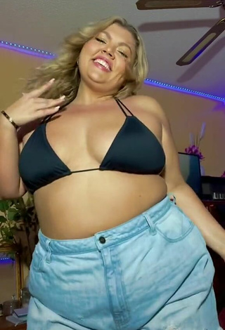 5. Sexy Lexie Lemon Shows Cleavage in Black Bikini Top and Bouncing Boobs