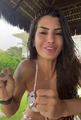 5. Beautiful Marina Ferrari Shows Cleavage in Sexy Bikini