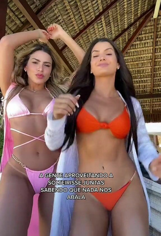 Sexy Marina Ferrari Shows Cleavage in Bikini