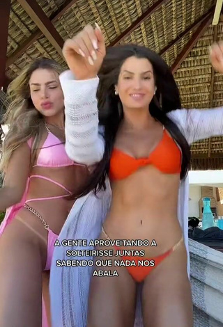 3. Sexy Marina Ferrari Shows Cleavage in Bikini