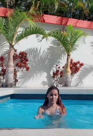 3. Sexy Melissa Rodriguez in Bikini Top at the Pool