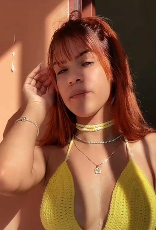 Sexy Melissa Rodriguez Shows Cleavage in Yellow Top