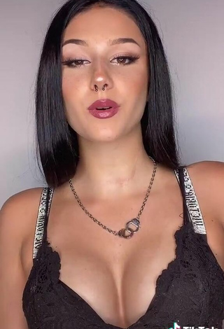 3. Sexy Samantha Frison Shows Cleavage in Black Top