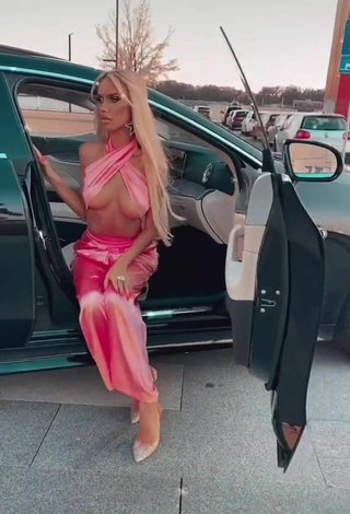 2. Hot Sara Damnjanović in Pink Overall in a Street