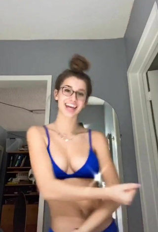 5. Hottie Sydney Vézina Shows Cleavage in Blue Bikini Top and Bouncing Tits