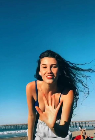 2. Sweetie Sydney Vézina Shows Cleavage in Blue Bikini Top and Bouncing Boobs at the Beach