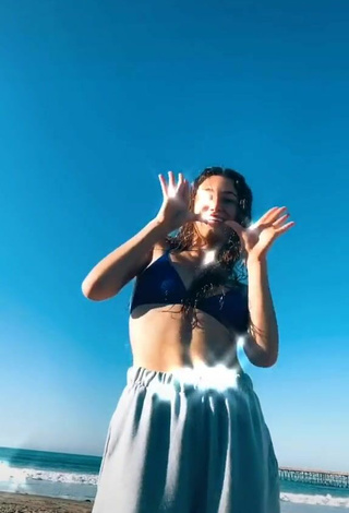 3. Cute Sydney Vézina Shows Cleavage in Blue Bikini Top at the Beach and Bouncing Boobs