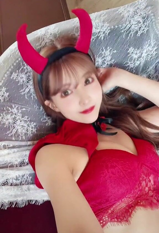 2. Sexy Yua Mikami Shows Cleavage in Red Bra