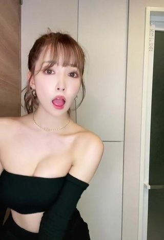 4. Sexy Yua Mikami in Black Tube Top and Bouncing Boobs