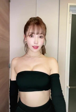 5. Sexy Yua Mikami in Black Tube Top and Bouncing Boobs
