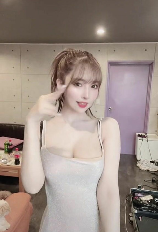 4. Sexy Yua Mikami Shows Cleavage in Sundress