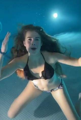 4. Hot Anna Lena Strigl in Black Bikini Top at the Swimming Pool