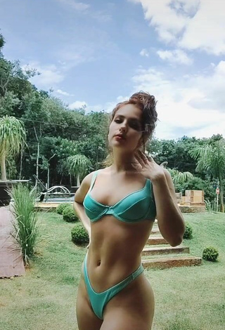 4. Amazing Anny Kelly Almeida in Hot Green Bikini