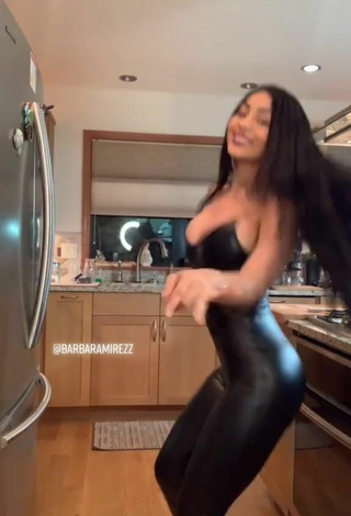 6. Beautiful Barbara Ramirez Shows Cleavage in Sexy Overall while doing Dance