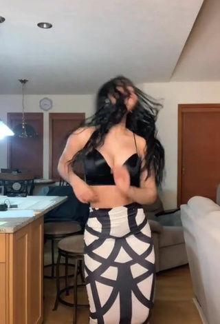 Hottie Barbara Ramirez Shows Big Butt