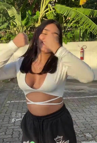 5. Beautiful Bela Almada Shows Cleavage in Sexy White Crop Top and Bouncing Tits