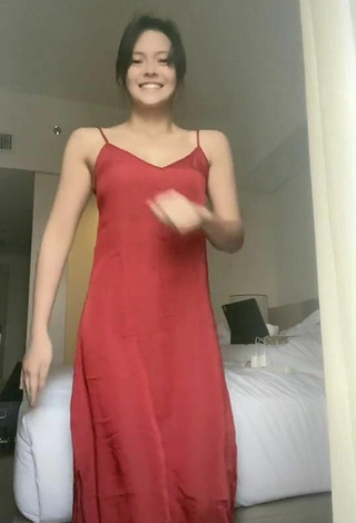 5. Sexy Bianca Umali in Red Dress
