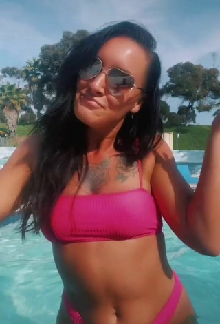 3. Sexy Brittany Jade Szabo in Pink Bikini at the Swimming Pool