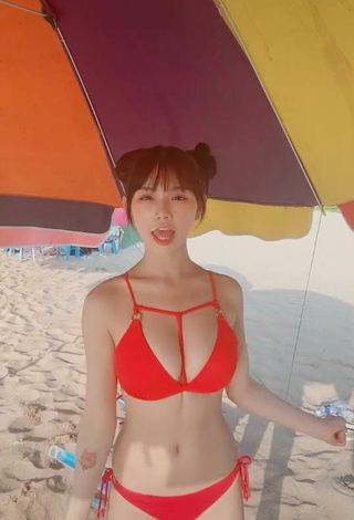 Adorable c.0214 Shows Cleavage in Seductive Red Bikini at the Beach and Bouncing Tits