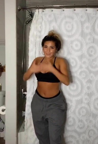 2. Sexy Camryn Cordova Shows Cleavage in Black Sport Bra and Bouncing Boobs