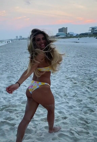 6. Sexy Camryn Cordova Shows Butt at the Beach