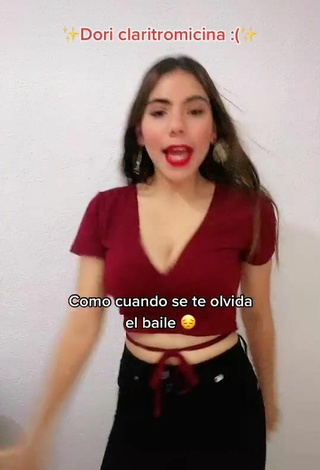 2. Cute Valentina Shows Cleavage in Red Crop Top