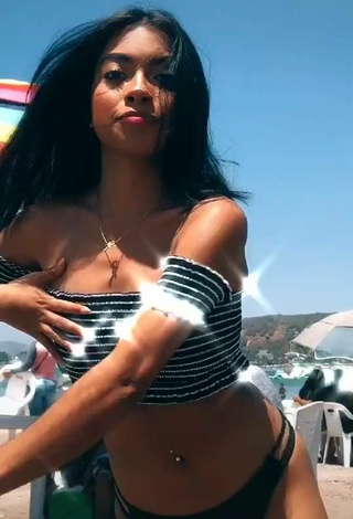 2. Sweetie Dayana in Striped Crop Top at the Beach