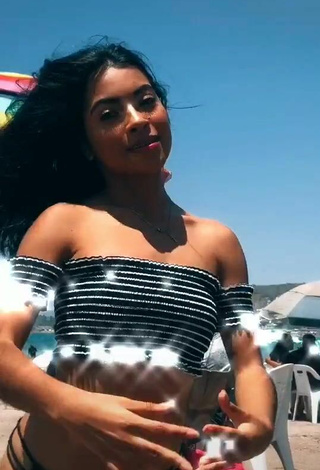 5. Sweetie Dayana in Striped Crop Top at the Beach