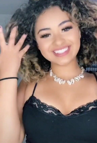 4. Devenity Perkins Shows Cleavage in Erotic Black Crop Top and Bouncing Boobs